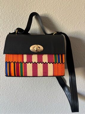 Black Leather Top-Handle Crossbody Bag with kente Pattern